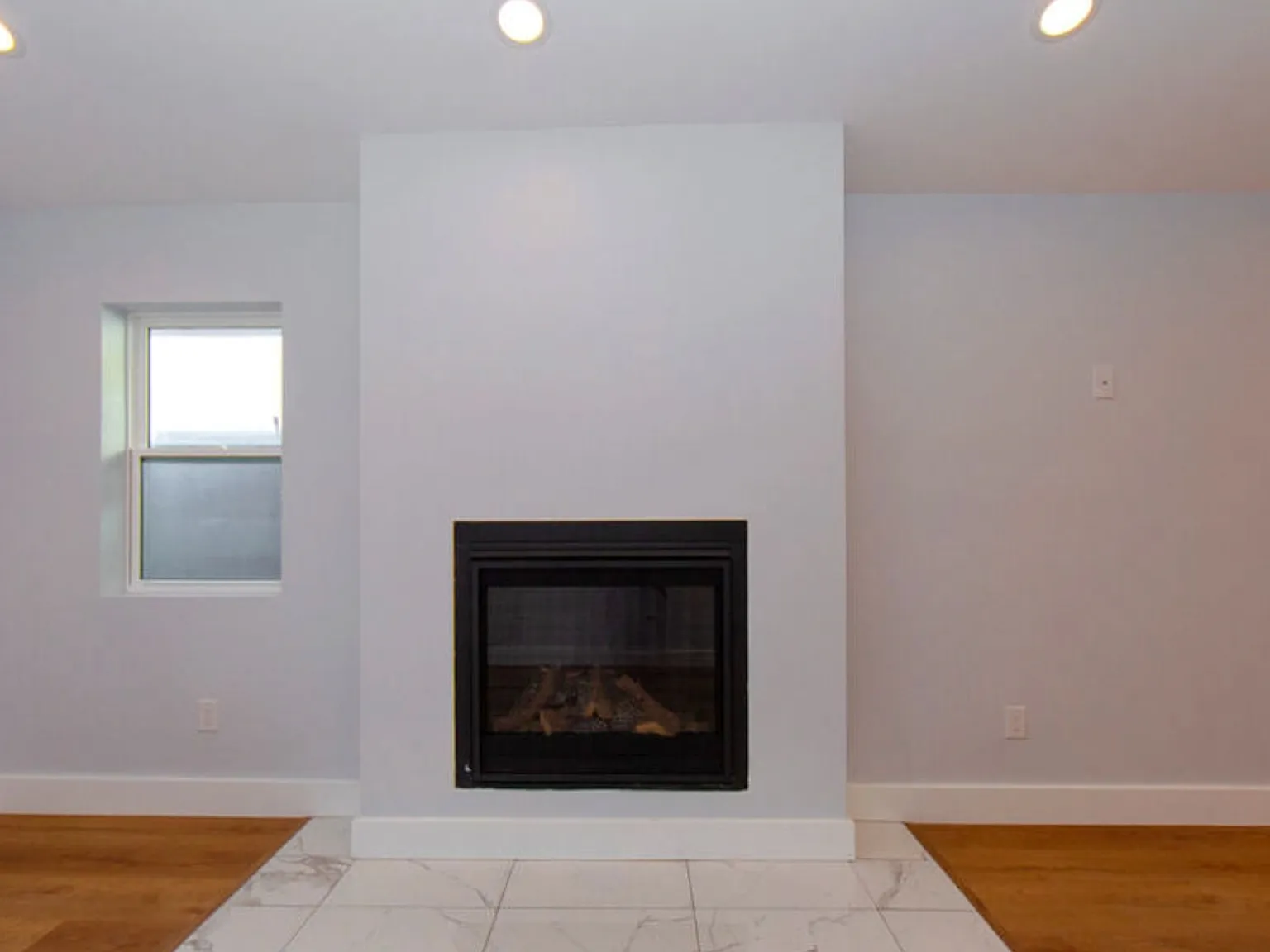 3 bed, 1364 sqft, $4,950 — Photo 3