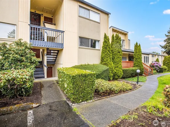 31003 14 Avenue S #B10, Federal Way, WA 98003
