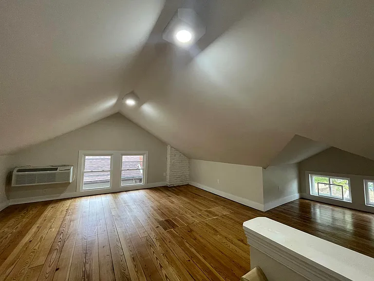 1506 W Grand Ave — Photo 29