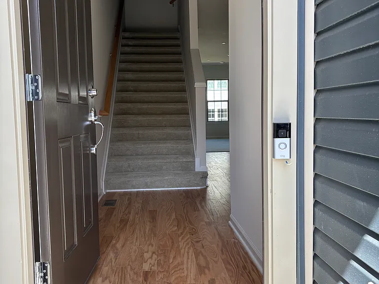 Entrance with Video Doorbell