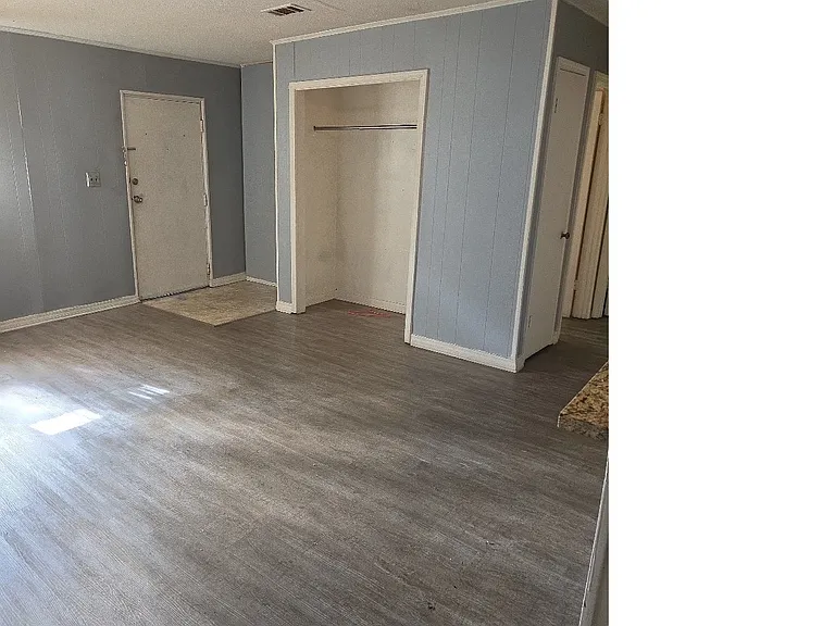 671 E Olive Rd #5 — Photo 7