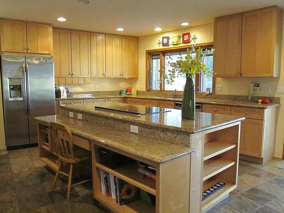 Spacious, Modern Kitchen
