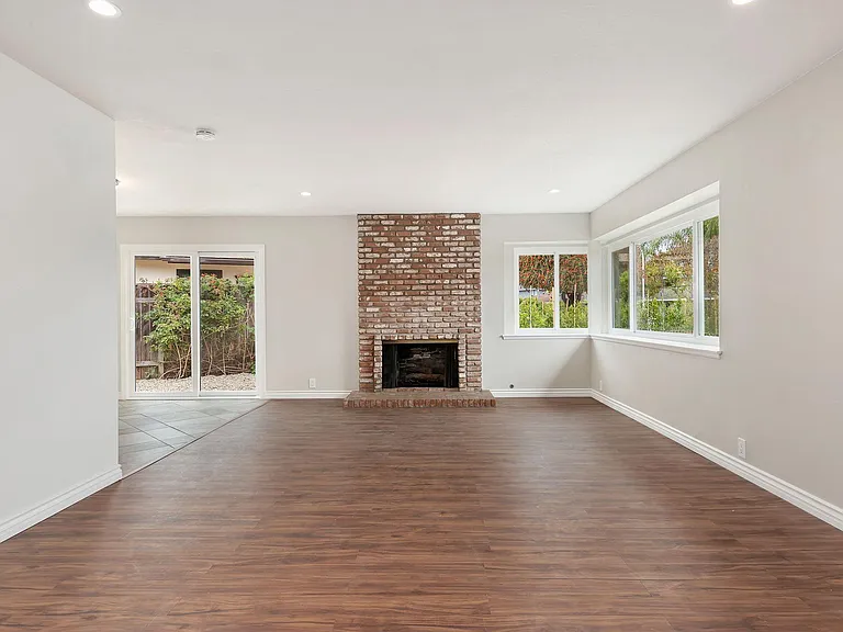507 Mills Way — Photo 3