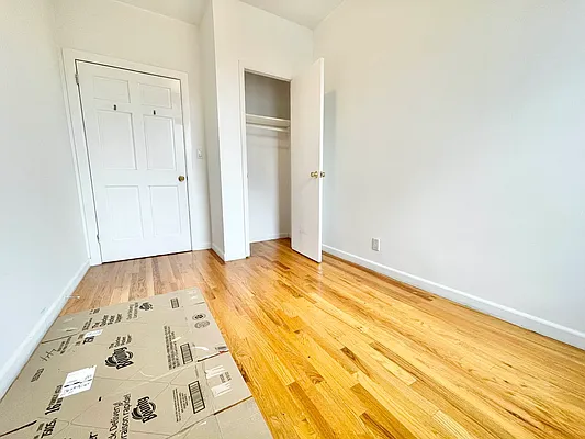 Rented by City Connections Realty | media 18