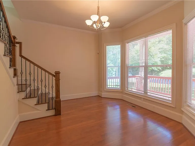 1371A Clermont Ave — Photo 10