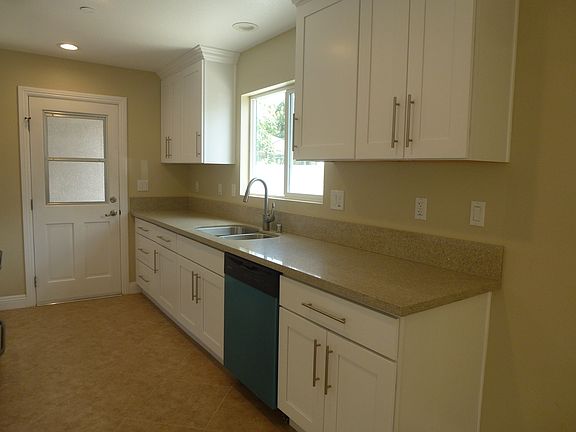 5th image of 9025 Hegel St