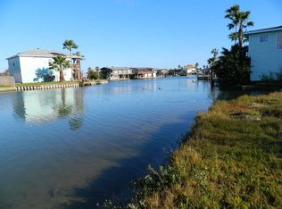 505 Copano Cove Rd, Rockport, TX 78382