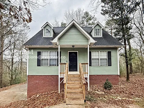 1104 Oak Creek Trl Photo 1