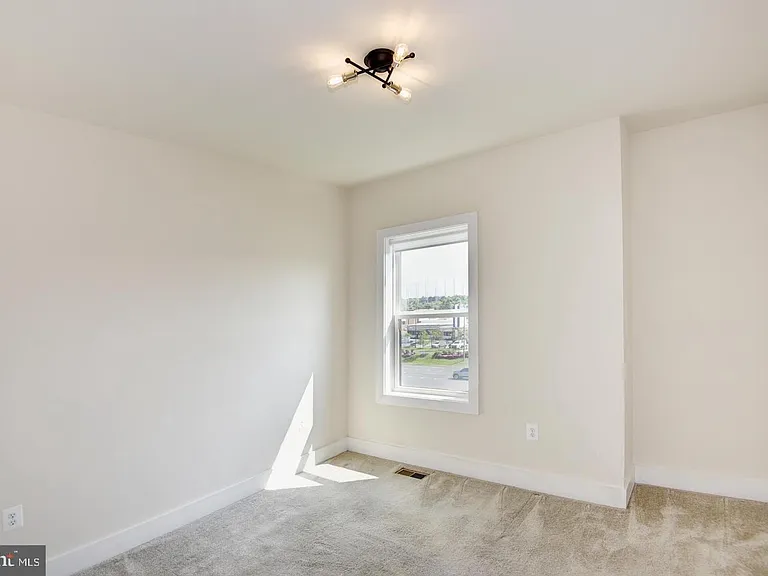 44858 Tiverton Sq — Photo 47