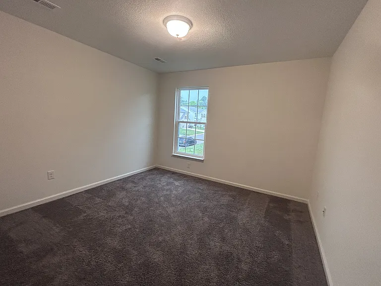 Upstairs bedroom 2