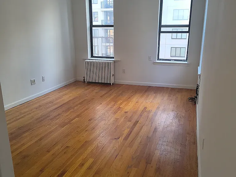 400 E 91st St #2E — Photo 2