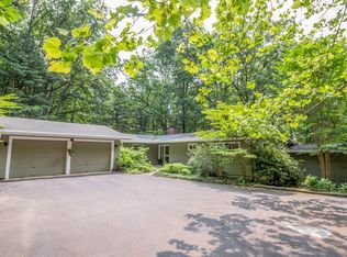 8266 Springs Rd, Warrenton, VA 20186