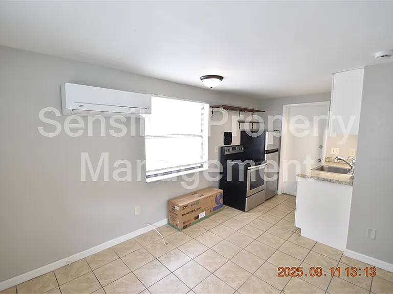 403 Milwaukee Ave #403 — Photo 5