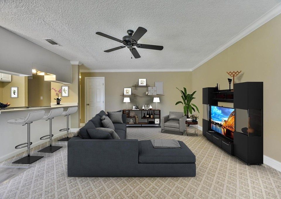 1st image of 9451 Cherbourg Way