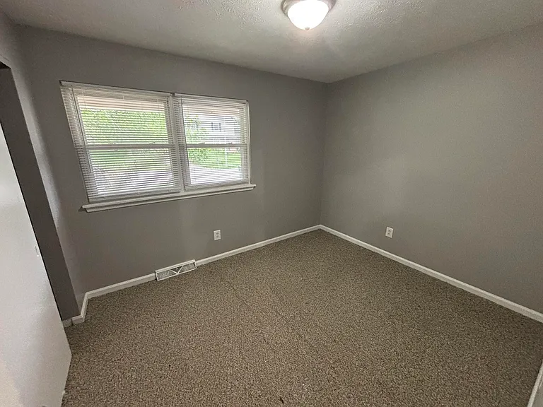 1179 Tatesbrook Dr #A — Photo 8
