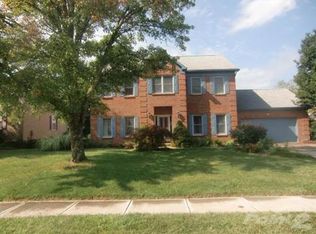 114 Village Green Dr, Cold Spring, KY 41076