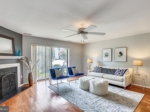 4th image of 31 Dudley Ct #26