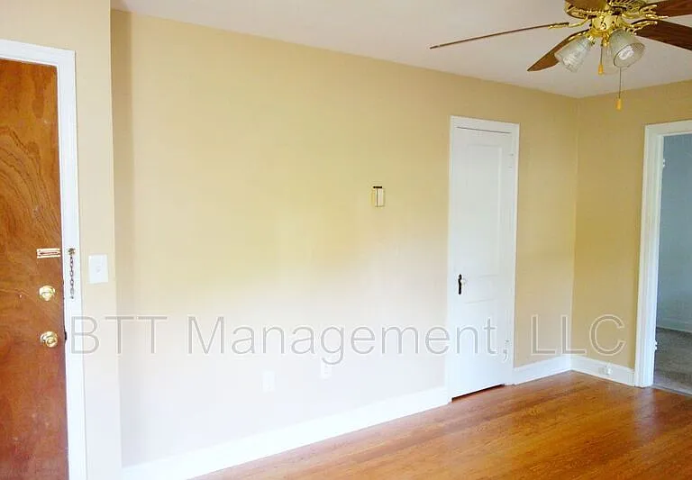 8206 Greenwood Ave #5 — Photo 39