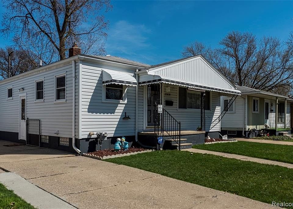 1st image of 23434 Crossley Ave