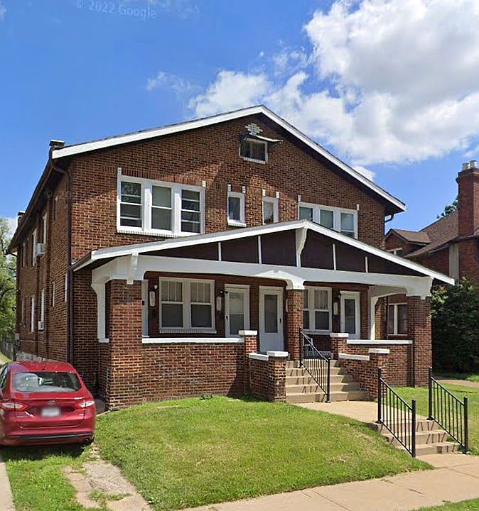 1st image of 5818-5820 Vivian Ave