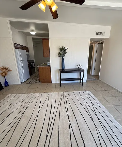 6251 N 48th Ave #2 — Photo 3