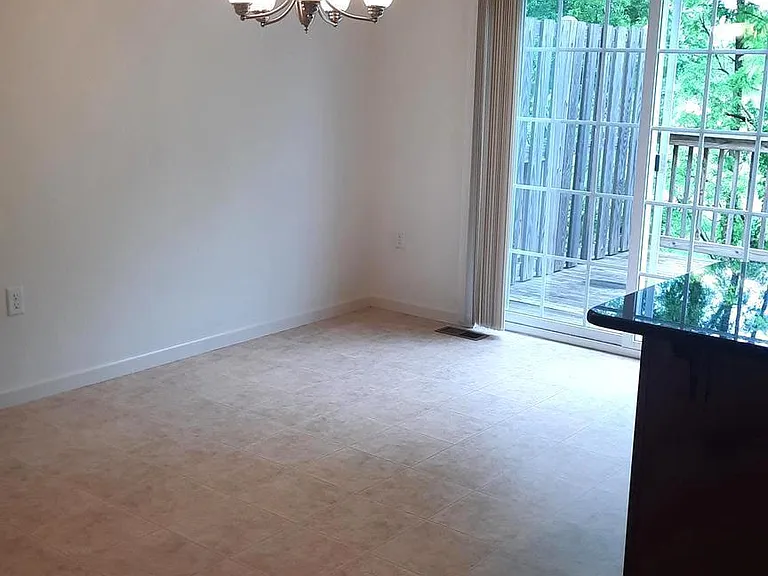 809 Admirals Quay Dr — Photo 8