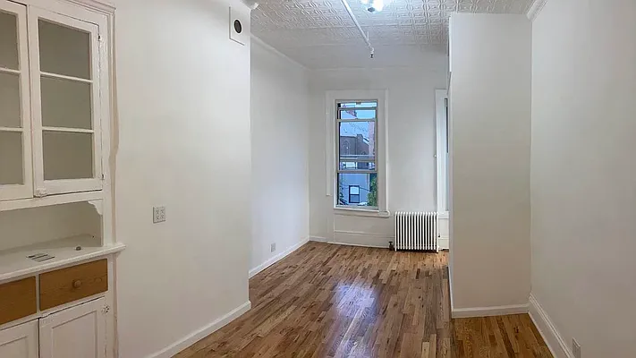 Rented by Brooklyn Real Estate Services | media 8