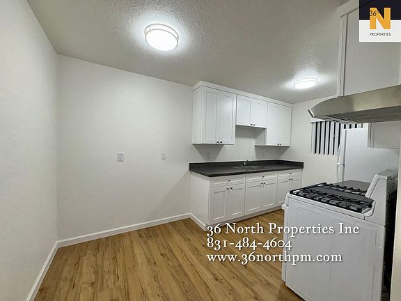3rd image of 923 Walnut Ave #74