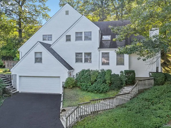 125 Bramblebrook Road, Ardsley, NY 10502