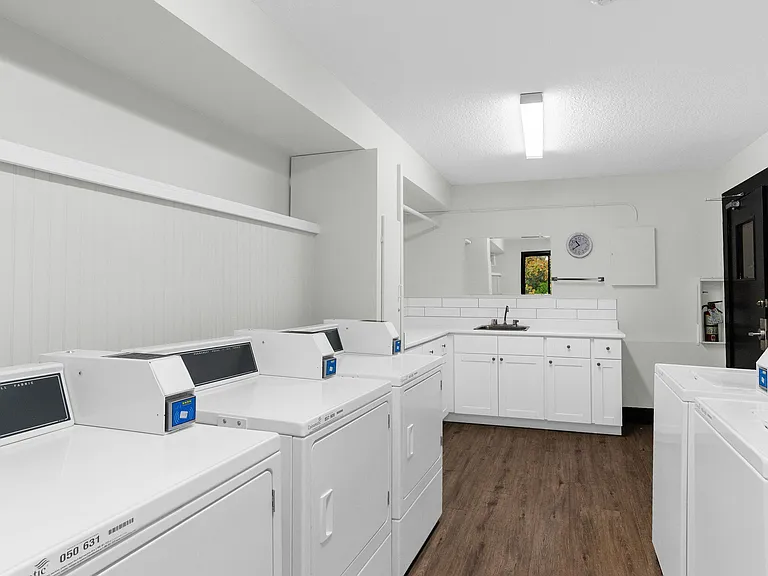 280 Cypress St #209 — Photo 15