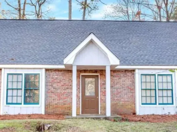 9245 Colony Dr NW #B, Covington, GA 30014