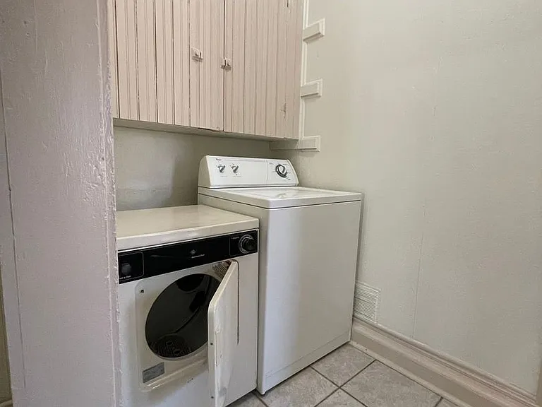 207 Midway Ave — Photo 25