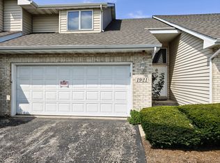 1921 Calla Dr, Joliet, IL 60435