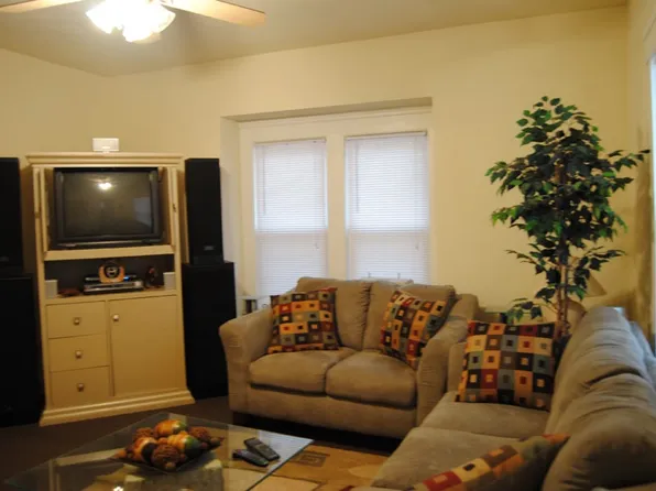 12813 Saint Clair Ave, Cleveland, OH 44108