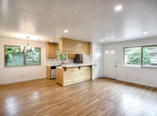 929 Ponselle Ln APT 4, Capitola, CA 95010