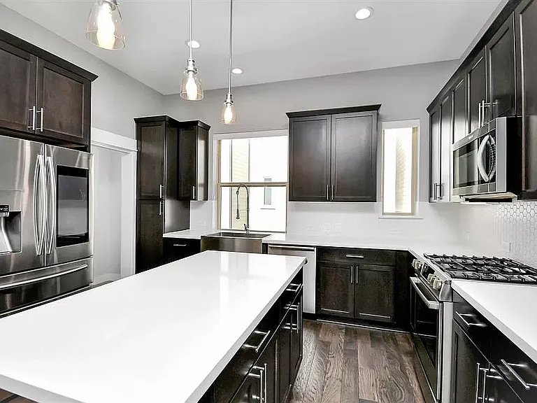 714 Clark St — Photo 18