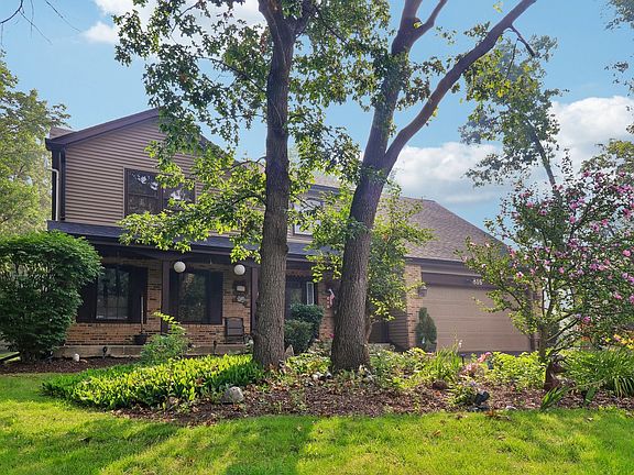 3rd image of 816 Bonnie Brae Ln