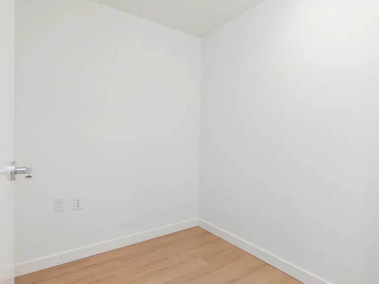3655 Victoria Dr #W418 — Photo 21