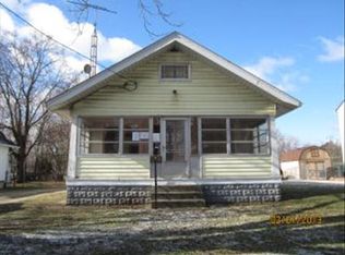 8311 Lewis Ave, Temperance, MI 48182