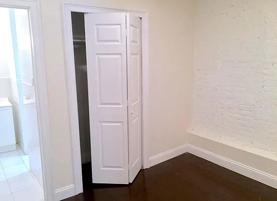 Rented by Dynamik Realty | media 4