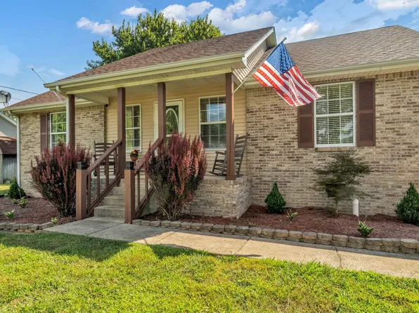 110 Paigewood Dr, Portland, TN 37148