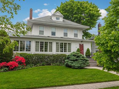 108 S Carl Avenue, Babylon, NY, 11702