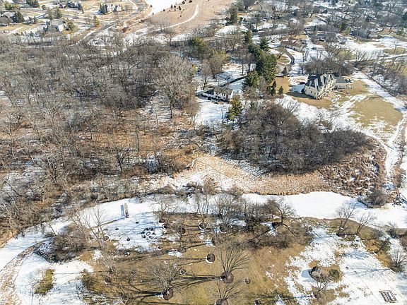 3rd image of 23 Old Barrington Ct