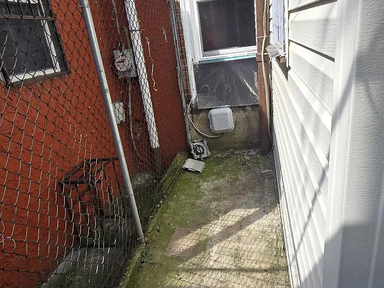 3513 Dillman St — Photo 14