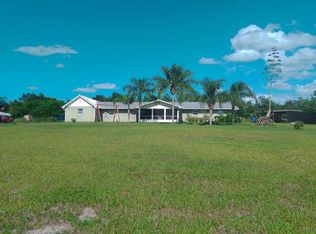 13 Vacation Dr, Venus, FL 33960