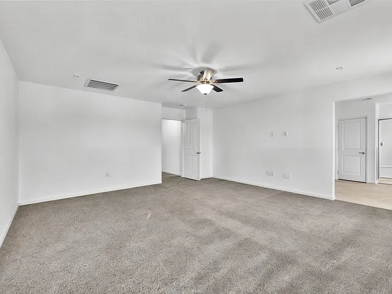 4596 Bayley Skye Ave — Photo 15