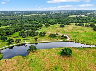 1052 Bones Chapel Rd, Whitesboro, TX 76273