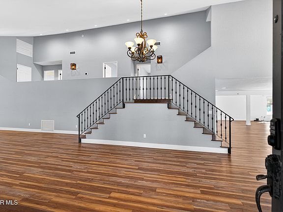 3rd image of 14824 Sunrise Hill Rd