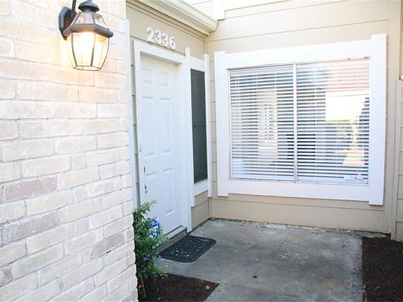 2nd image of 2336 Woodland Park Dr