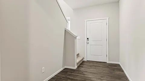 4th image of 2227 Trailside Dr NE